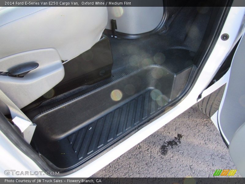Oxford White / Medium Flint 2014 Ford E-Series Van E250 Cargo Van