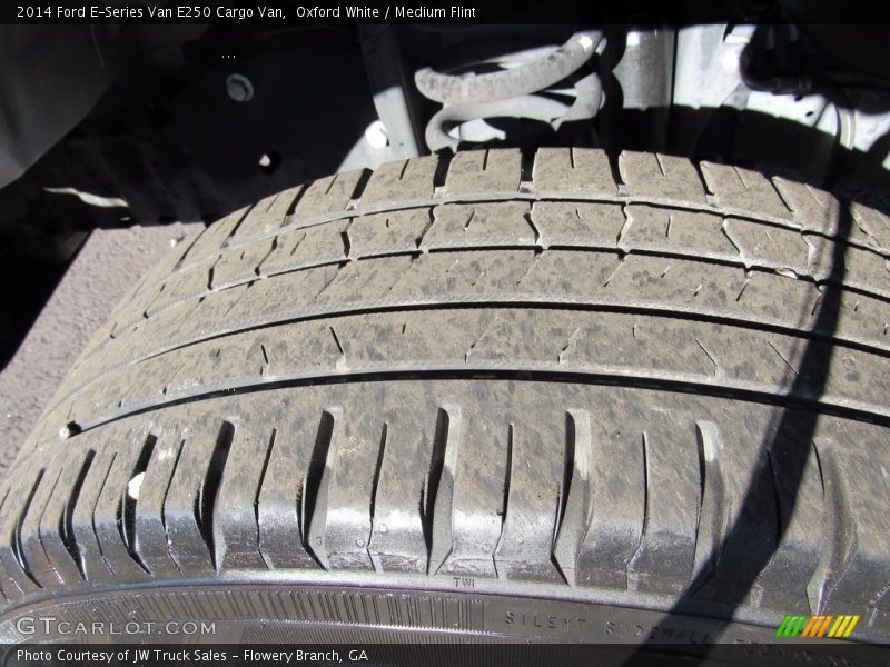 Oxford White / Medium Flint 2014 Ford E-Series Van E250 Cargo Van