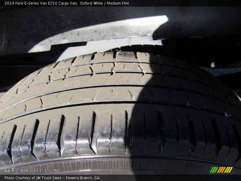 Oxford White / Medium Flint 2014 Ford E-Series Van E250 Cargo Van