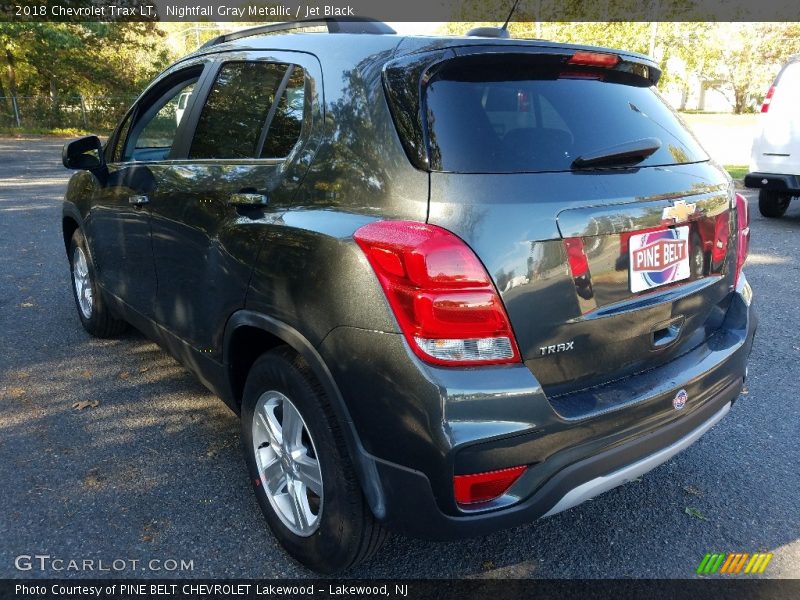 Nightfall Gray Metallic / Jet Black 2018 Chevrolet Trax LT