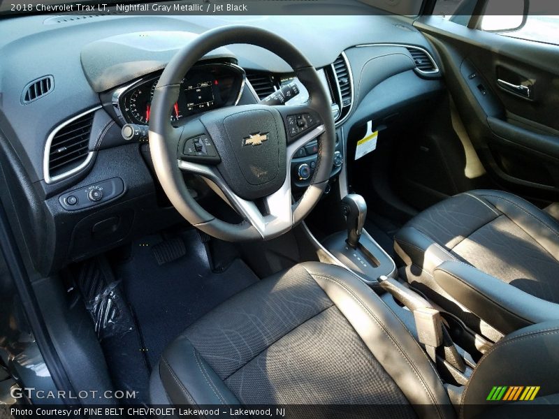 Nightfall Gray Metallic / Jet Black 2018 Chevrolet Trax LT