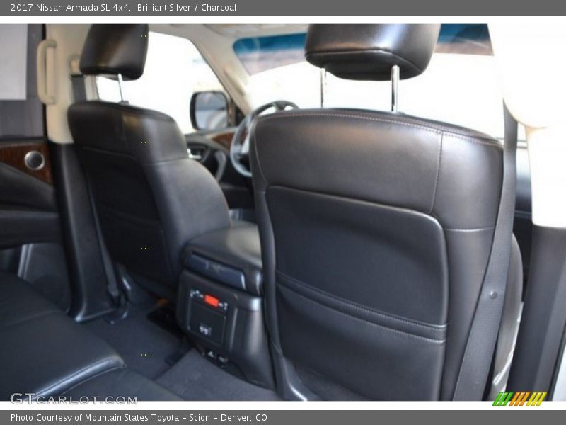 Brilliant Silver / Charcoal 2017 Nissan Armada SL 4x4