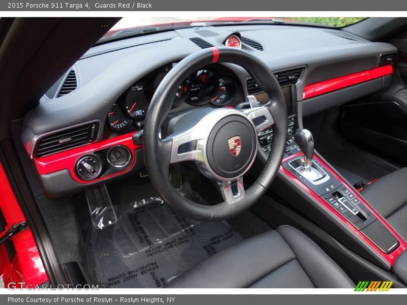 Dashboard of 2015 911 Targa 4