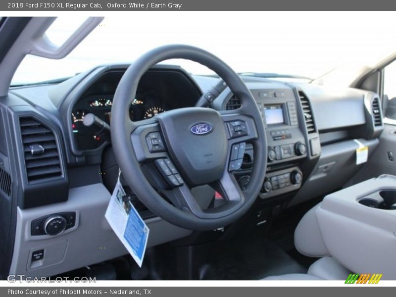 Oxford White / Earth Gray 2018 Ford F150 XL Regular Cab