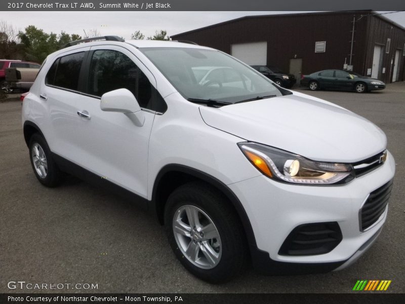 Summit White / Jet Black 2017 Chevrolet Trax LT AWD