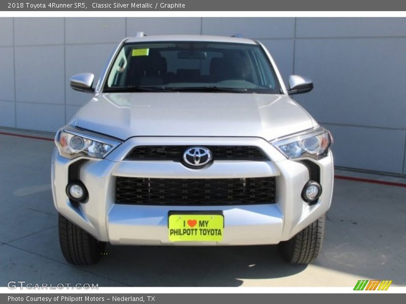 Classic Silver Metallic / Graphite 2018 Toyota 4Runner SR5