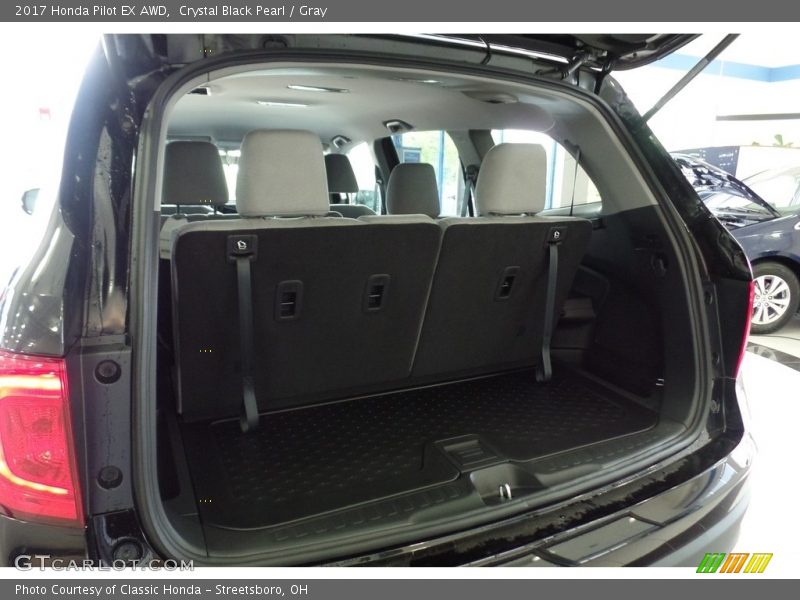 Crystal Black Pearl / Gray 2017 Honda Pilot EX AWD