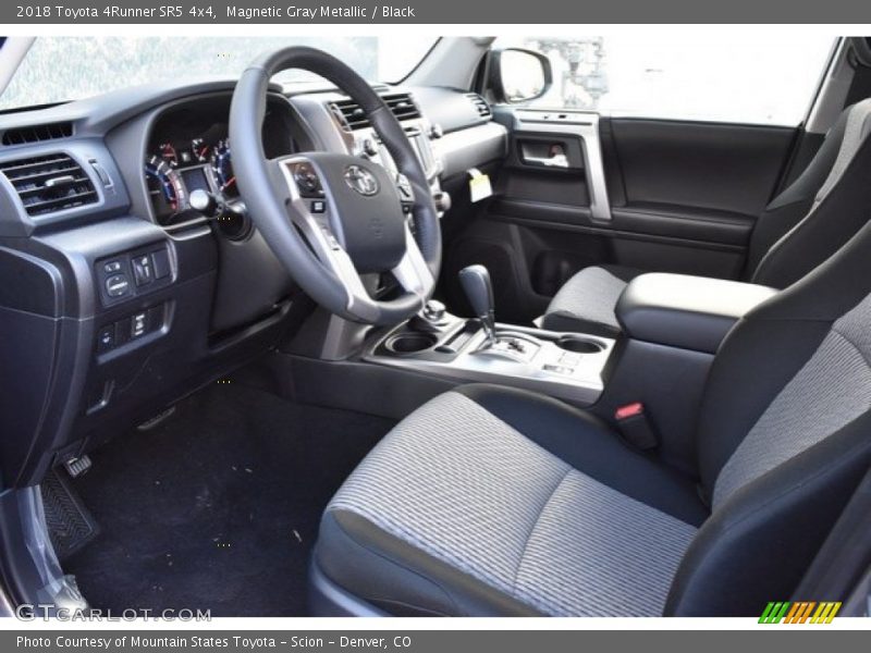 Magnetic Gray Metallic / Black 2018 Toyota 4Runner SR5 4x4