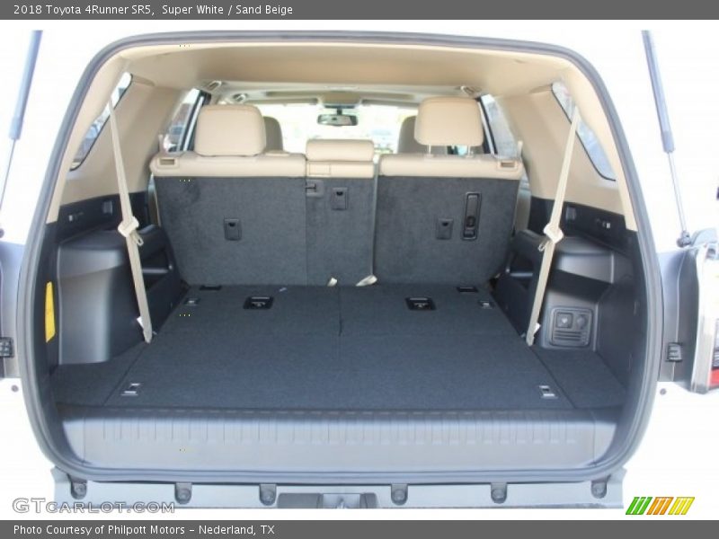 2018 4Runner SR5 Trunk