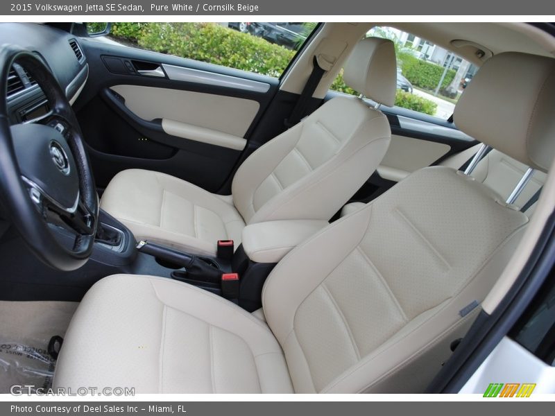 Pure White / Cornsilk Beige 2015 Volkswagen Jetta SE Sedan
