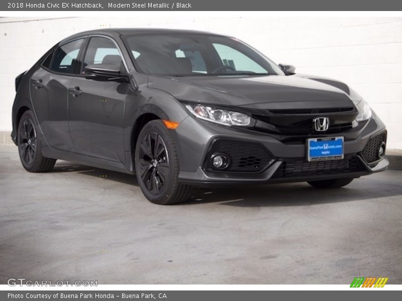 Modern Steel Metallic / Black 2018 Honda Civic EX Hatchback