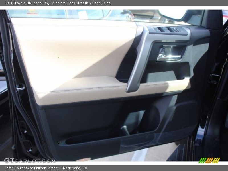 Midnight Black Metallic / Sand Beige 2018 Toyota 4Runner SR5