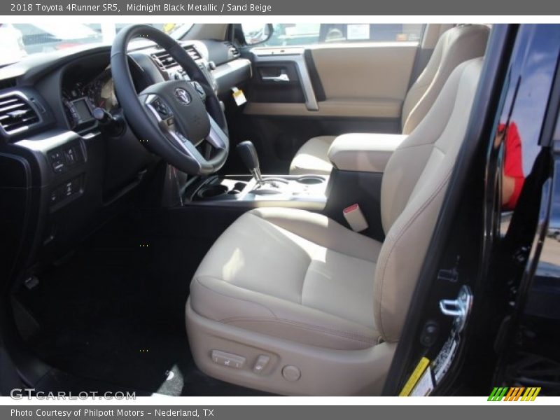 Midnight Black Metallic / Sand Beige 2018 Toyota 4Runner SR5