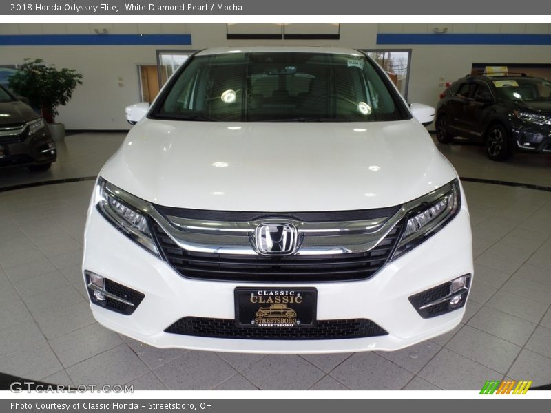 White Diamond Pearl / Mocha 2018 Honda Odyssey Elite