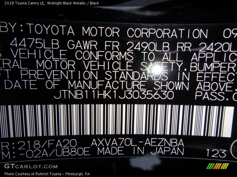 Midnight Black Metallic / Black 2018 Toyota Camry LE