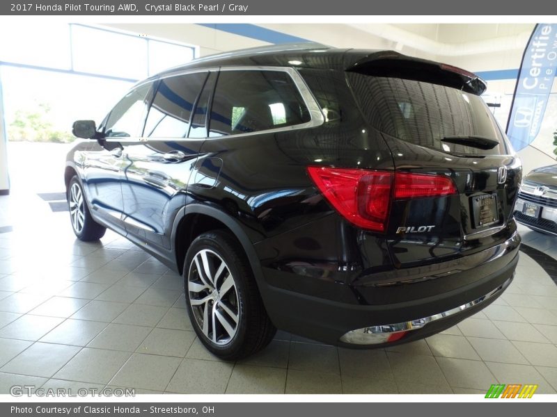 Crystal Black Pearl / Gray 2017 Honda Pilot Touring AWD
