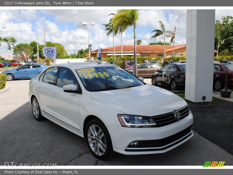 Pure White / Titan Black 2017 Volkswagen Jetta SEL