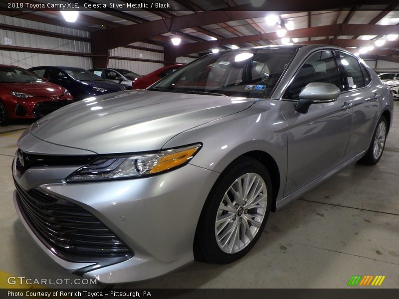 Celestial Silver Metallic / Black 2018 Toyota Camry XLE