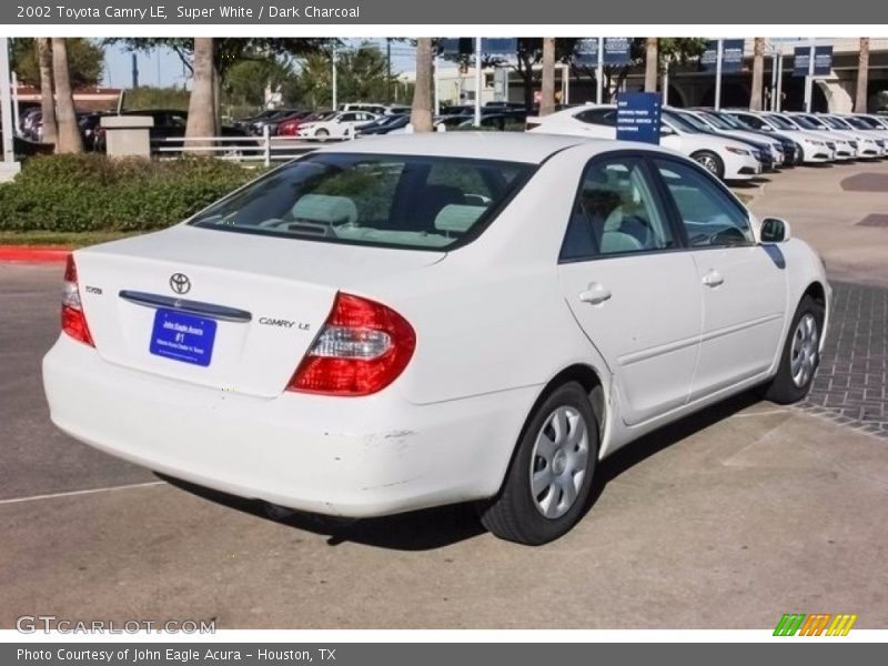 Super White / Dark Charcoal 2002 Toyota Camry LE