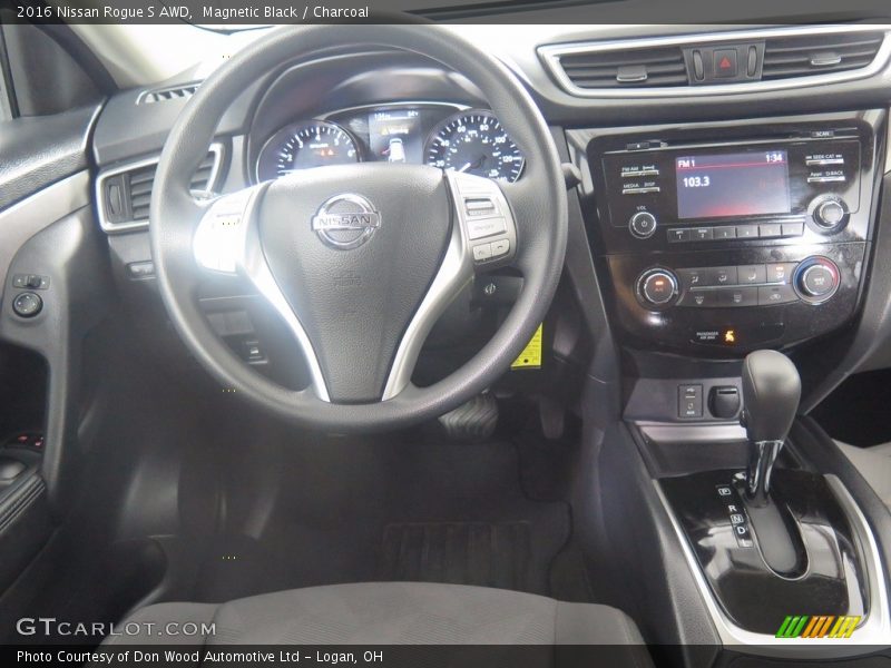 Magnetic Black / Charcoal 2016 Nissan Rogue S AWD