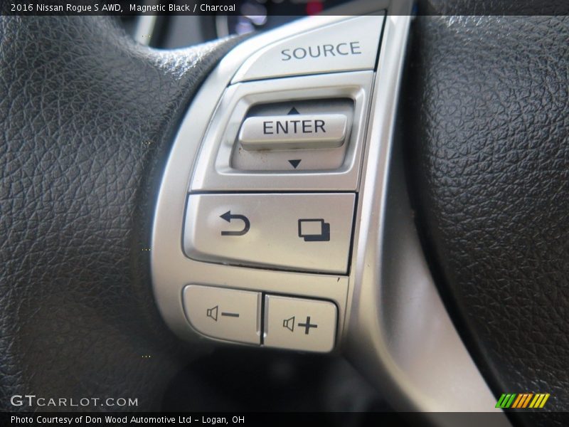 Magnetic Black / Charcoal 2016 Nissan Rogue S AWD