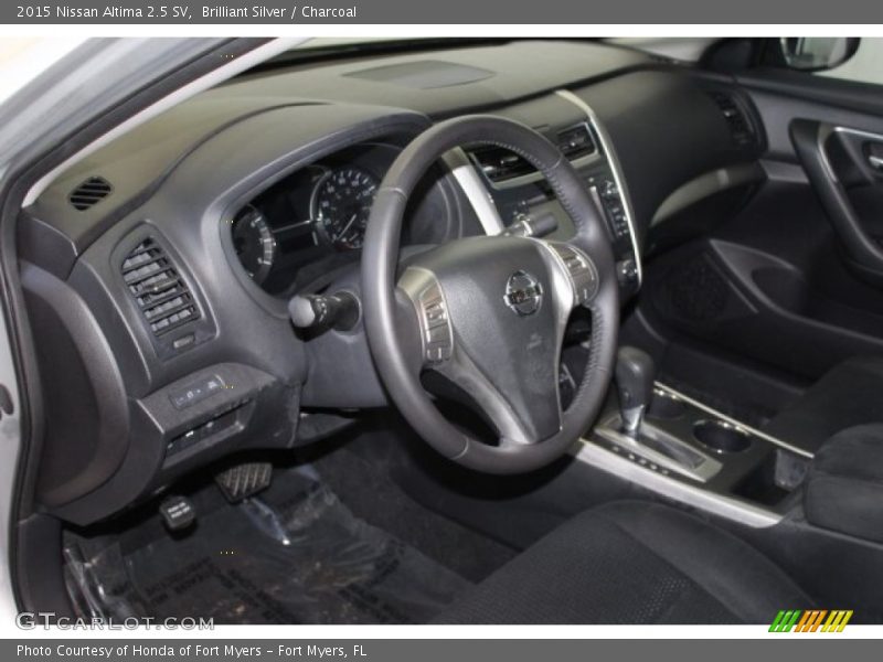 Brilliant Silver / Charcoal 2015 Nissan Altima 2.5 SV
