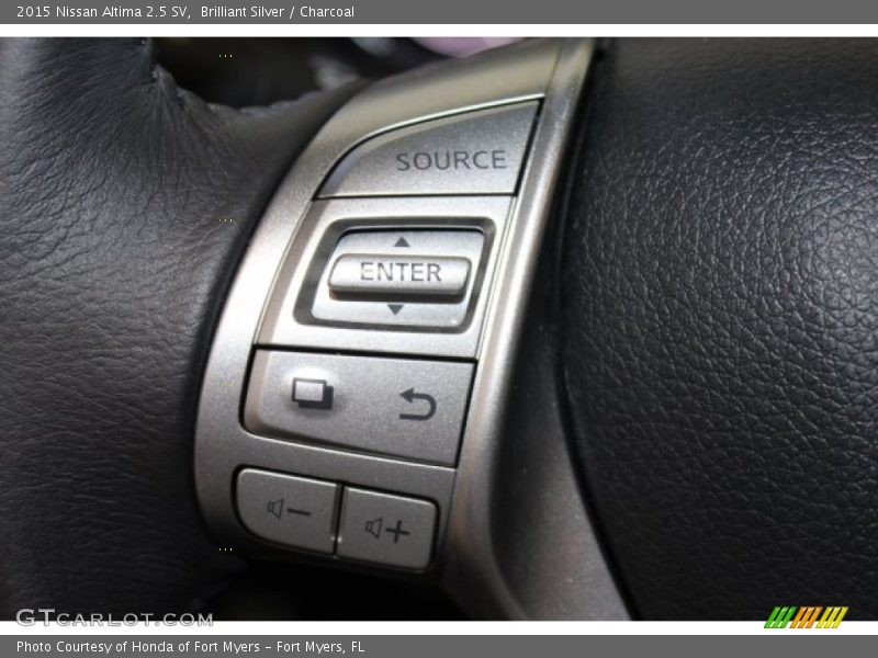 Brilliant Silver / Charcoal 2015 Nissan Altima 2.5 SV
