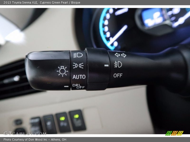 Cypress Green Pearl / Bisque 2013 Toyota Sienna XLE