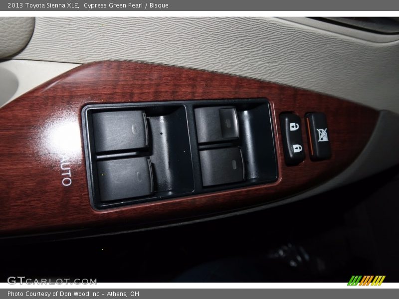 Cypress Green Pearl / Bisque 2013 Toyota Sienna XLE