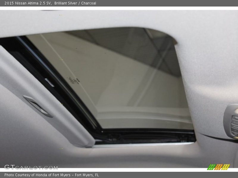 Brilliant Silver / Charcoal 2015 Nissan Altima 2.5 SV