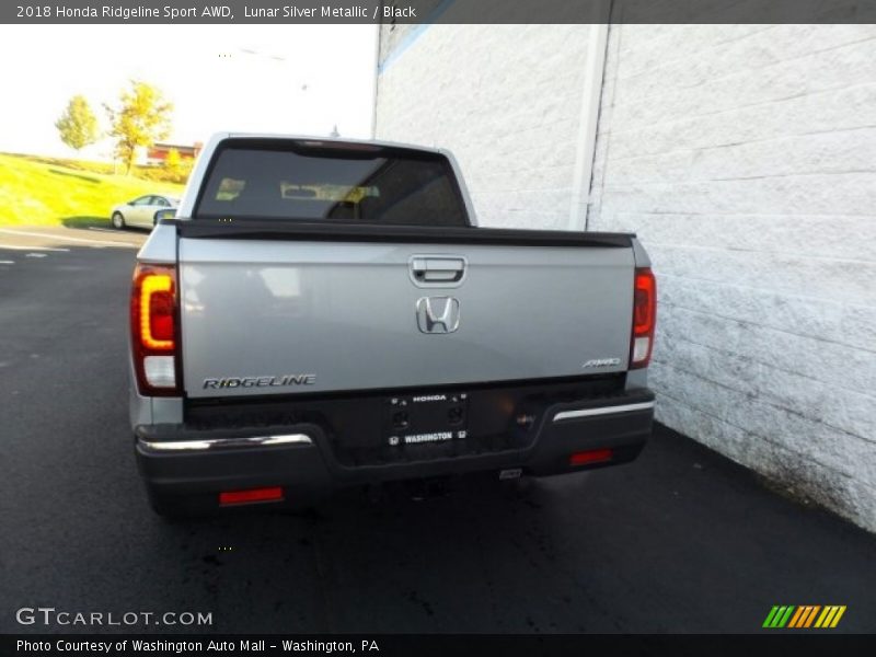 Lunar Silver Metallic / Black 2018 Honda Ridgeline Sport AWD