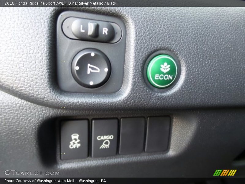 Controls of 2018 Ridgeline Sport AWD