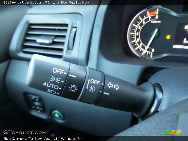 Controls of 2018 Ridgeline Sport AWD
