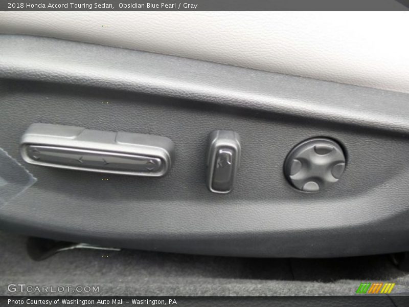 Controls of 2018 Accord Touring Sedan