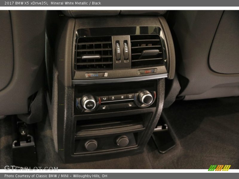 Mineral White Metallic / Black 2017 BMW X5 xDrive35i