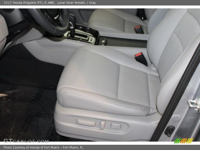 Lunar Silver Metallic / Gray 2017 Honda Ridgeline RTL-E AWD