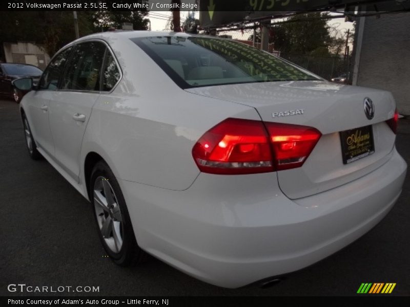 Candy White / Cornsilk Beige 2012 Volkswagen Passat 2.5L SE