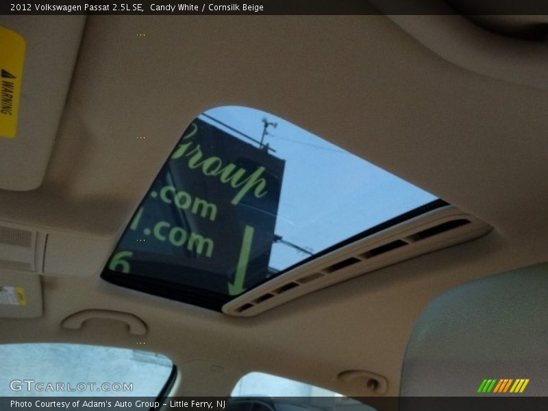 Candy White / Cornsilk Beige 2012 Volkswagen Passat 2.5L SE