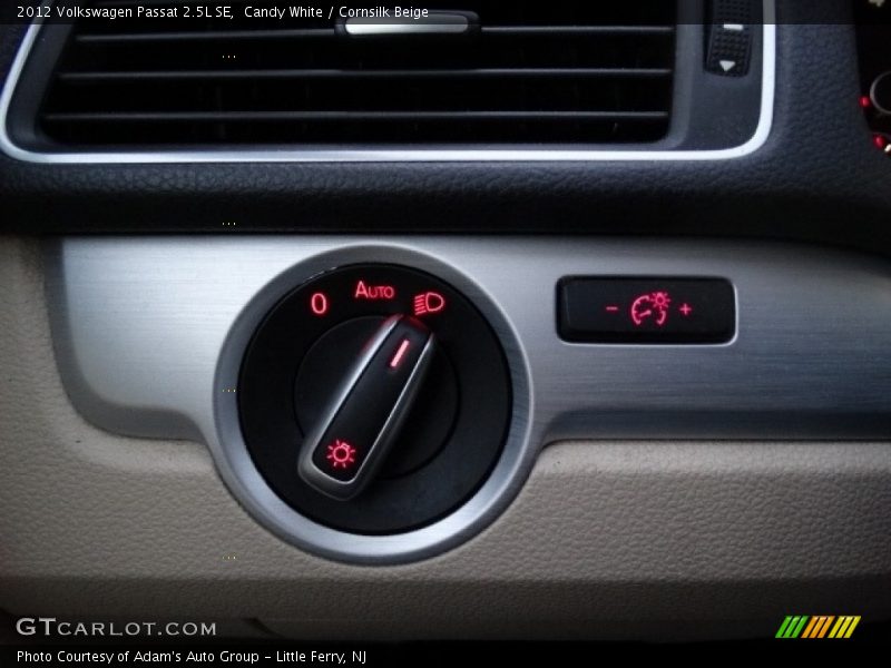 Candy White / Cornsilk Beige 2012 Volkswagen Passat 2.5L SE