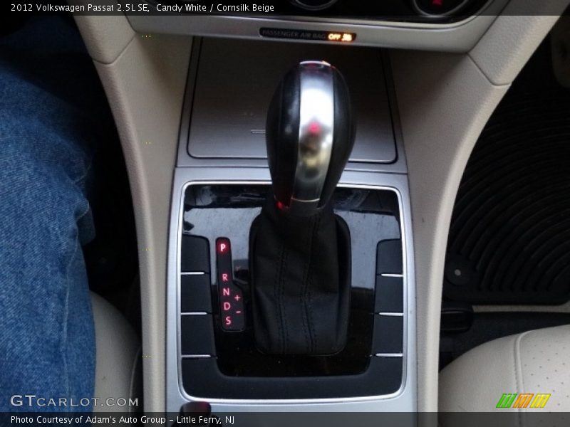 Candy White / Cornsilk Beige 2012 Volkswagen Passat 2.5L SE