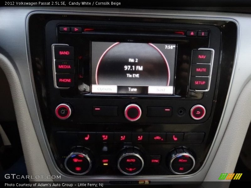 Candy White / Cornsilk Beige 2012 Volkswagen Passat 2.5L SE