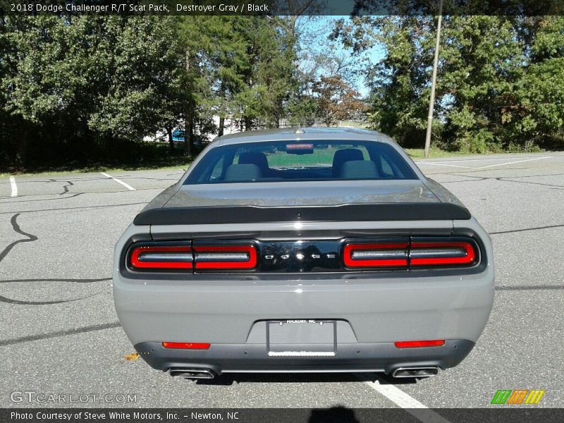 Destroyer Gray / Black 2018 Dodge Challenger R/T Scat Pack