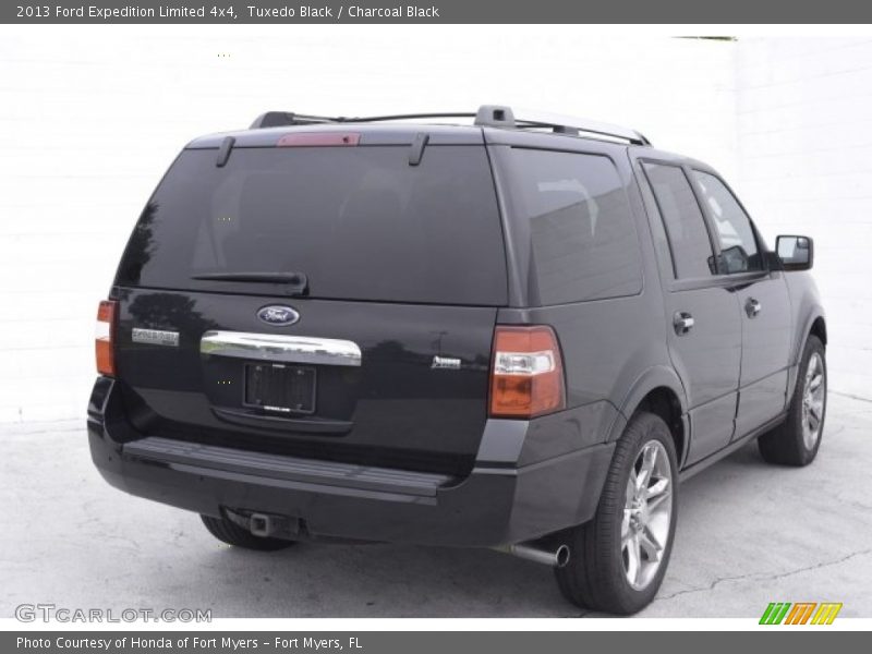 Tuxedo Black / Charcoal Black 2013 Ford Expedition Limited 4x4