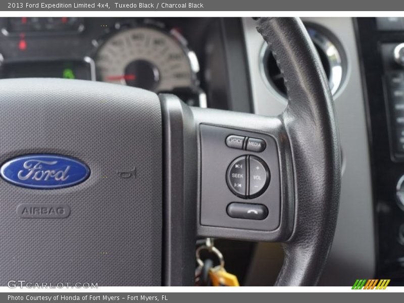 Tuxedo Black / Charcoal Black 2013 Ford Expedition Limited 4x4