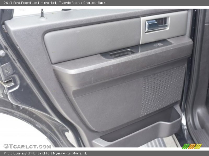 Tuxedo Black / Charcoal Black 2013 Ford Expedition Limited 4x4