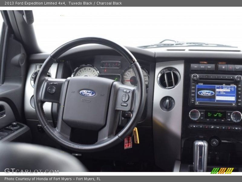 Tuxedo Black / Charcoal Black 2013 Ford Expedition Limited 4x4