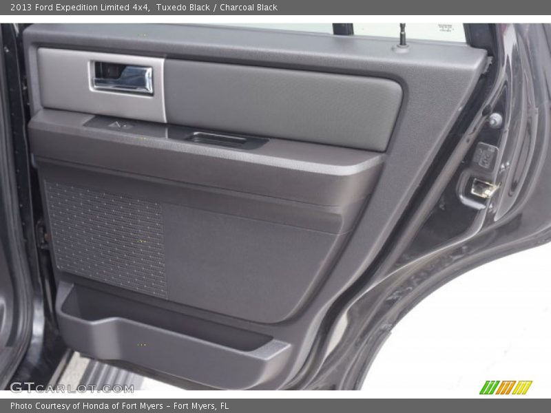 Tuxedo Black / Charcoal Black 2013 Ford Expedition Limited 4x4