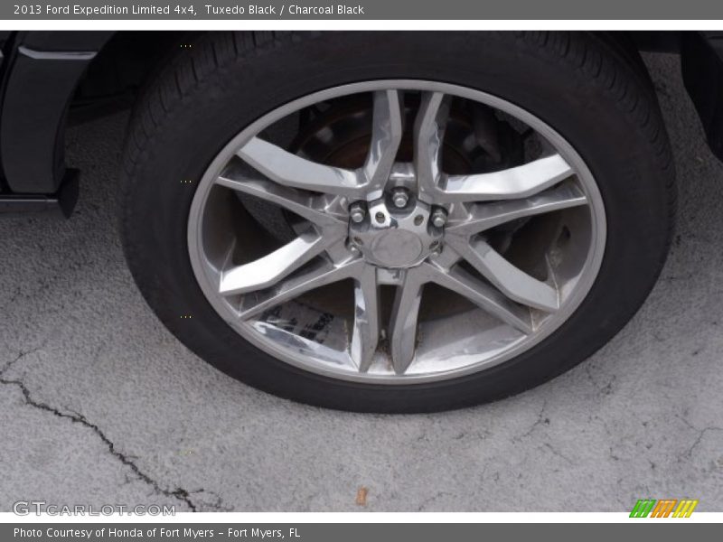 Tuxedo Black / Charcoal Black 2013 Ford Expedition Limited 4x4