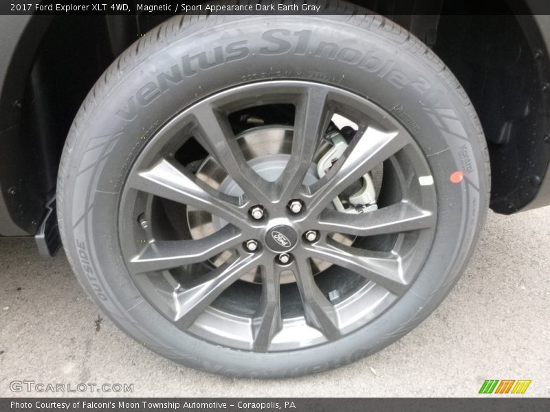 Magnetic / Sport Appearance Dark Earth Gray 2017 Ford Explorer XLT 4WD