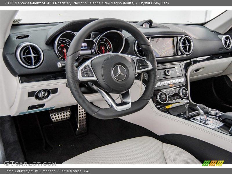 Dashboard of 2018 SL 450 Roadster